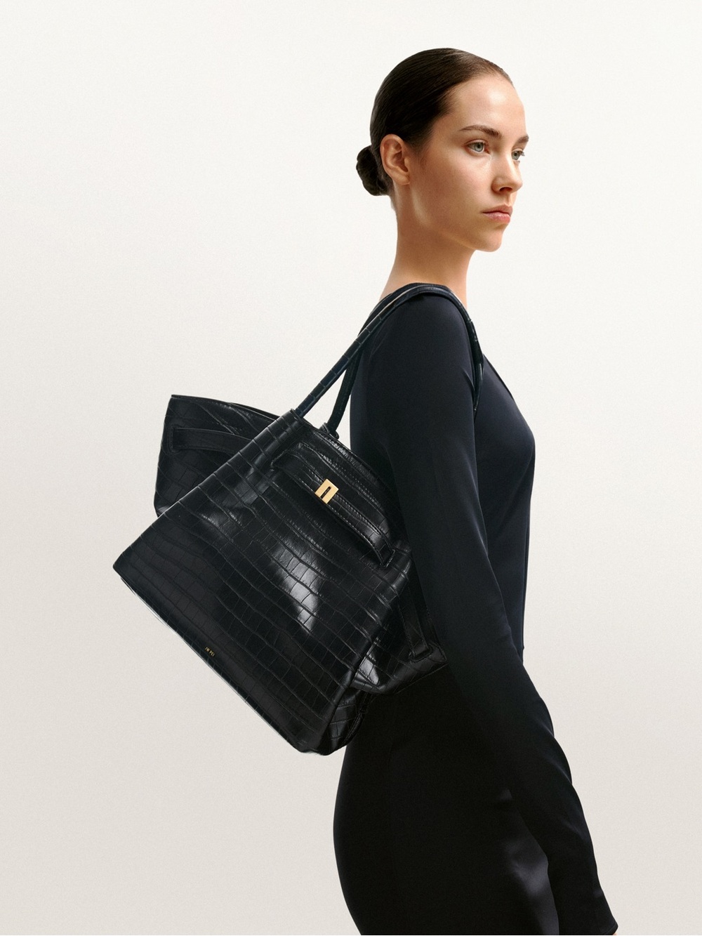 JW PEI Hana Croc Bag
